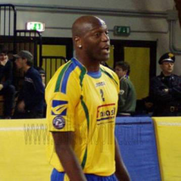 Η Λαμία απέκτησε τον Γαλλοκουβανό ακραίο Μορένο