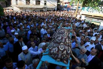 Συλλήψεις τριών ατόμων για την κατάρρευση του οικοτροφείου στην Τουρκία