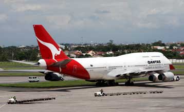 Έρευνα από εμπειρογνώμονες ξεκινά η Qantas για τα πρόσφατα προβλήματα σε πτήσεις της