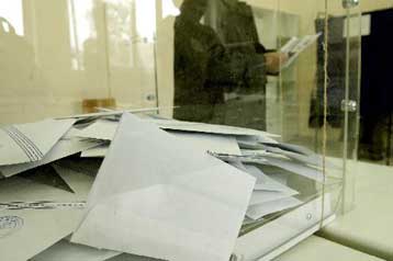 «Φουντώνει» η συζήτηση για μετεκλογικές συνεργασίες