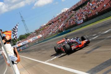 Θρίαμβος Κοβαλάινεν στη Βουδαπέστη, δάκρυα για Μάσα