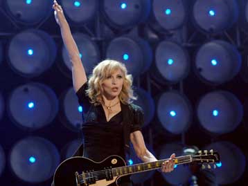 Επιπλέον εισιτήρια για τη συναυλία της Μαντόνα διατίθενται στην αγορά από την Τρίτη