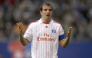 Η Ρεάλ Μαδρίτης δέσμευσε τον Φαν Ντερ Φάαρτ και «χάνει» τον Σνάιντερ για τρεις μήνες