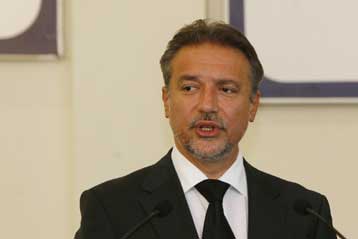 Οξύνεται η κόντρα μεταξύ Τσερβένκοφσκι και Γκρουέφσκι