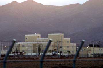 Παλινωδίες από το Ιράν με «κενή» απάντηση στη Δύση για τα πυρηνικά