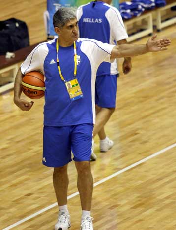 «Μπορούμε να τους νικήσουμε όλους» είπε ο Γιαννάκης