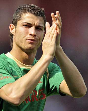 «Ο Ρονάλντο μένει στη Μάντσεστερ για ένα ακόμη χρόνο» είπε ο Φέργκιουσον