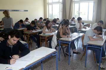 Πρόταση Βερέμη για πέντε χρόνια Δημοτικό, τέσσερα χρόνια Λύκειο