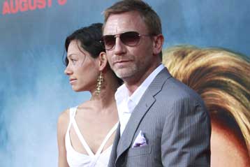 Οι πρίγκιπες Γουίλιαμ και Χάρι στην παγκόσμια πρεμιέρα του νέου Τζέιμς Μποντ