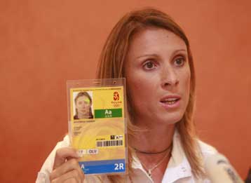 Εξώδικο της Θάνου προς τη ΔΟΕ που αποφασίζει για τη συμμετοχή της