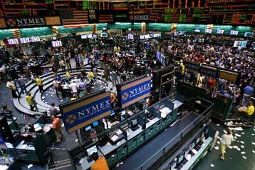 Ενισχύονται την Πέμπτη οι τιμές του μαύρου χρυσού