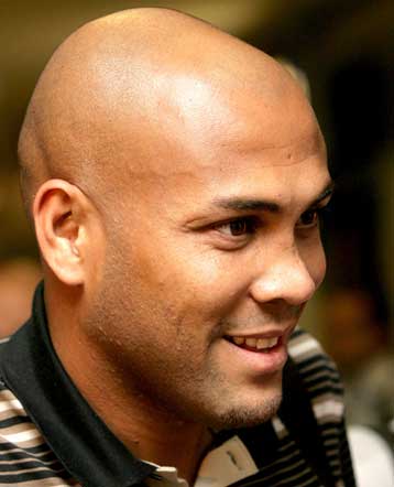 Φιλικό στο Περιστέρι με ντεμπούτο στα «πράσινα» για Μελίσση και Σόουζα