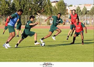 Τελευταίο φιλικό με Ρόζελαρ και επιστρέφει ο Πανθρακικός