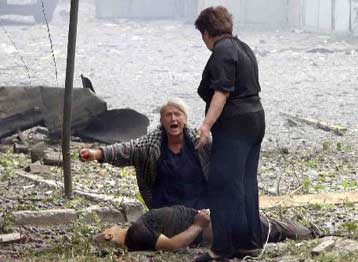 Ρωσικοί βομβαρδισμοί στη Γεωργία – Προσφυγικό δράμα στη Νότια Οσετία