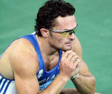 Ανακοινώθηκε και από τη ΔΟΕ το θετικό δείγμα του Γκούση