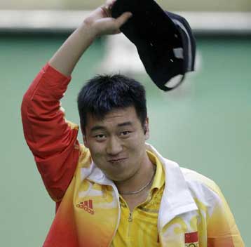 Κινέζος «χρυσός» στα 10μ. αεροβόλο πιστόλι