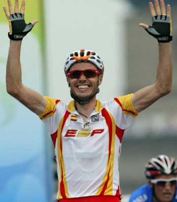 Ο Ισπανός Σαμουέλ Σάντσεθ κατέκτησε το χρυσό στην ποδηλασία δρόμου