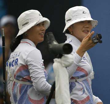 Η Ν. Κορέα κατέκτησε το χρυσό μετάλλιο στο ομαδικό γυναικών της Τοξοβολίας