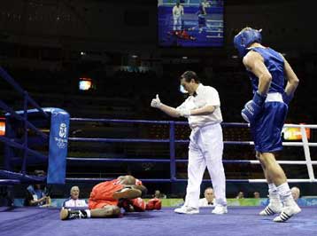 Νίκη-πρόκριση του Βρετανού Σόντερς με νοκ άουτ στα 64κ. πυγμαχίας