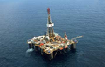 Κάτω από τα 115 δολάρια το πετρέλαιο, «φρένο» από την ενίσχυση του δολαρίου