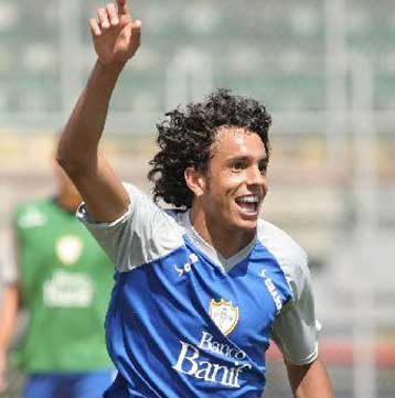 Ο Ντιόγκο έρχεται για τις υπογραφές, ο Ολυμπιακός πηγαίνει στην Κύπρο