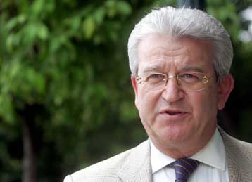 Η δημοσιονομική εξυγίανση δεν επιτυγχάνεται με απαρχαιωμένα μέτρα, τονίζει η ΚΕΕ