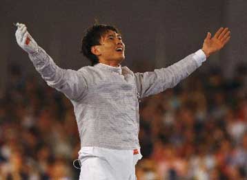 Ο Κινέζος ξιφομάχος Ζιονγκ Μαν πήρε το χρυσό στη σπάθη