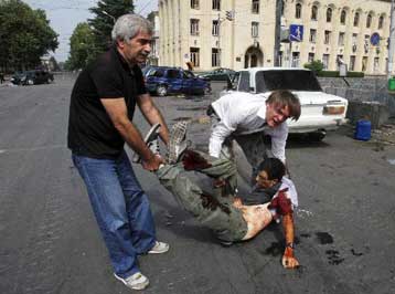 Πυρά κατά ελληνικής δημοσιογραφικής αποστολής στη Γεωργία