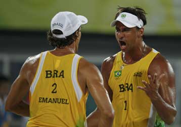 Αήττητοι στην… άμμο οι Ρικάρντο/ Εμάνουελ και Νούμερντορ/ Σούιλ