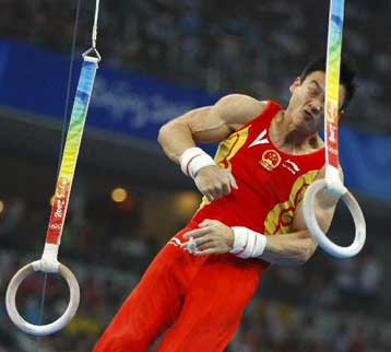 O Γιανγκ απόλυτος κυρίαρχος στην ενόργανη