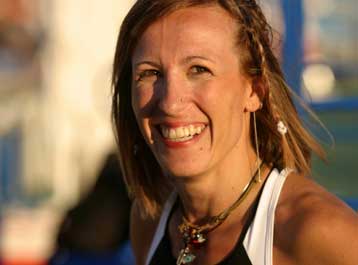 Δεν μου αρέσει να με τσουβαλιάζουν, η απάντηση της Δεβετζή