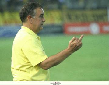 Τίποτα δεν είναι σίγουρο, προειδοποιεί ο Κίκε Ερνάντεθ