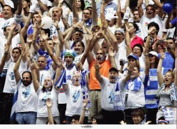 Τα τύμπανα των «πελαργών» σίγησαν στο Πεκίνο