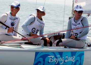 Σε τροχιά μεταλλίου Μπεκατώρου, Παπαδοπούλου, Κραβαριώτη