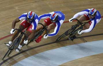 Η Μεγάλη Βρετανία κατέκτησε το χρυσό στο ομαδικό σπριντ πίστας