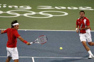 Το χρυσό στο διπλό κέρδισαν οι Ελβετοί Φέντερερ και Βαβρίνκα