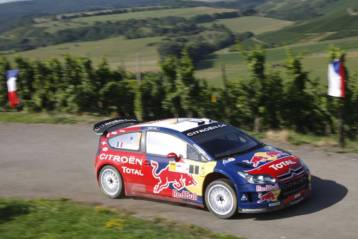 Για την έβδομη σερί νίκη του στο Ράλι Γερμανίας οδεύει ο Λοέμπ