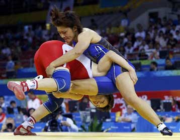 Δύο ακόμη χρυσά για την Κίνα στην πάλη γυναικών