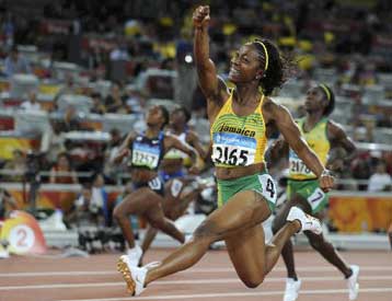 Κάντο όπως ο Μπολτ… τρεις Τζαμαϊκανές στο βάθρο των 100μ.