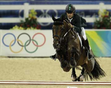 «Μονομαχία» Ελβετίας και ΗΠΑ στην υπερπήδηση εμποδίων