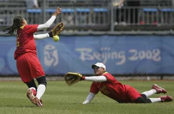 Στα ημιτελικά του σόφτμπολ προκρίθηκαν ΗΠΑ, Ιαπωνία, Αυστραλία και Καναδάς