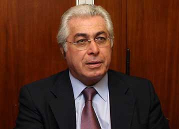 Για «λύση Κουκοδήμου» στην υπόθεση Παυλίδη πιέζουν υπουργοί και βουλευτές της ΝΔ