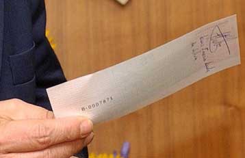 Αύξηση 35% στις ακάλυπτες επιταγές τον Ιούλιο