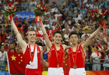 Ο Καναδός Μπάρνετ «σφήνα» στον χρυσό και χάλκινο Κινέζο στο τραμπολίνο