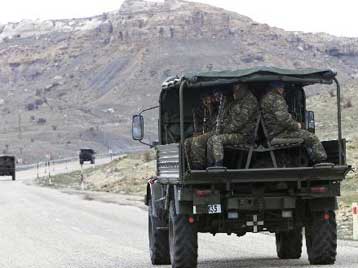 Βομβαρδισμός κουρδικών θέσεων στο Βόρειο Ιράκ από τον τουρκικό στρατό