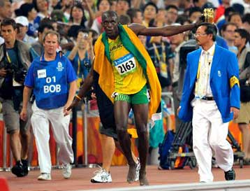 Tα εύσημα του Τζόνσον και το νταμπλ του Μπολτ