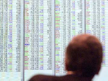 Κάτω από τις 3.300 μονάδες υποχωρεί το Χρηματιστήριο την Πέμπτη