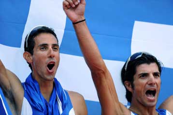 Επιστροφή των «αργυρών» Πολύμερου / Μούγιου