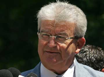 Συγκράτηση τιμών ζητεί από την αγορά το υπουργείο Ανάπτυξης