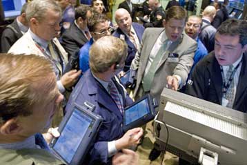 Μεικτές τάσεις στα χρηματιστήρια Ευρώπης και ΗΠΑ την Πέμπτη